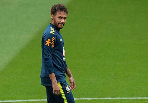 CDV Brazil tho phao khi Neymar ra san thi dau truoc World Cup hinh anh
