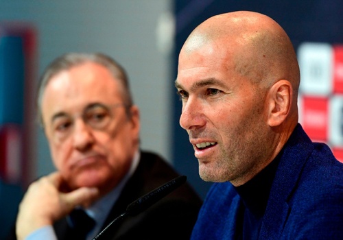 Zidane mat toi 20 trieu euro khi tu chuc HLV Real hinh anh