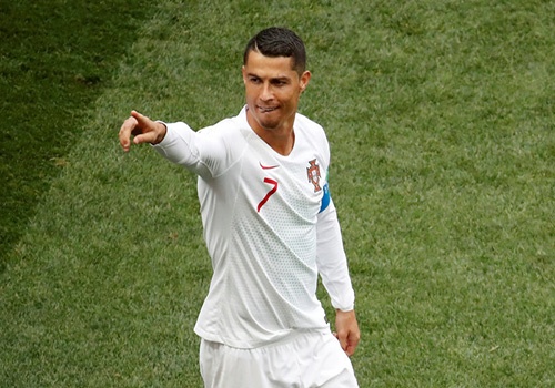 Bo Dao Nha gap Iran va con tu ai cua 'ke huy diet' Ronaldo hinh anh