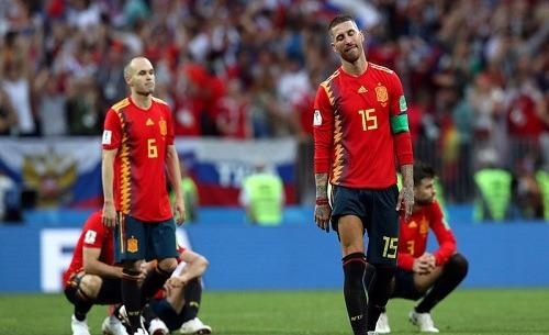 Mau thuan Real - Barca chon vui Tay Ban Nha o World Cup nhu the nao? hinh anh