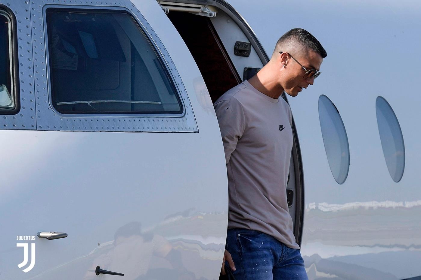 Ronaldo Juventus,  Ronaldo,  Juve anh 1