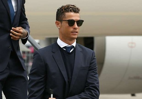 Chu tich La Liga: 'Ronaldo roi Real Madrid vi van de thue' hinh anh