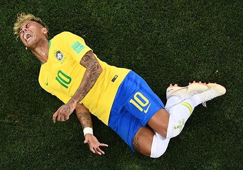 Neymar thua nhan hanh dong an va tai World Cup 2018 hinh anh