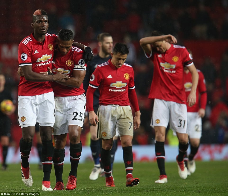 Paul Scholes: 'MU thua xa Man City va Liverpool' hinh anh