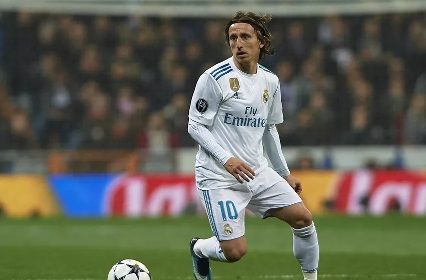Real Madrid vs Atletico: Tran chia tay Luka Modric? hinh anh