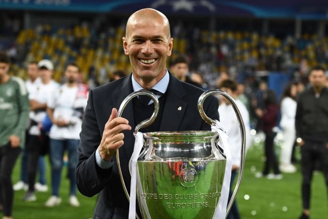 Zidane thay thế Mourinho tại MU ảnh 2 Zidane thay the Mourinho tai MU anh 2