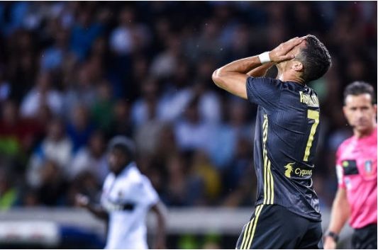 Ronaldo tit ngoi anh 2