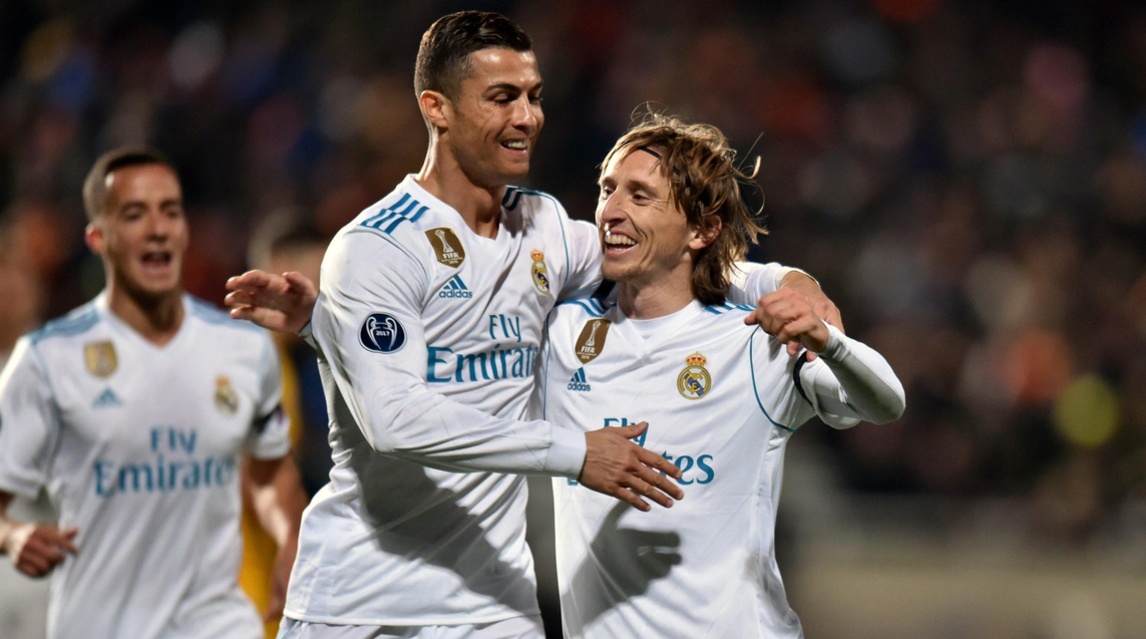 Modric: 'Ronaldo nhắn tin chúc mừng tôi' ảnh 1 Modric: 'Ronaldo nhan tin chuc mung toi' anh 1