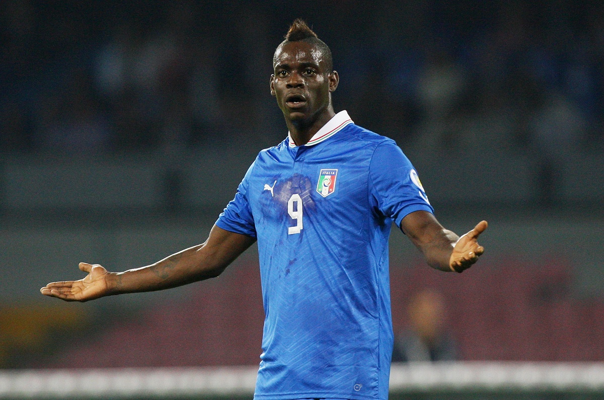 Mario Balotelli bi loai khoi tuyen Italy: Tu thien tai den bat tai hinh anh