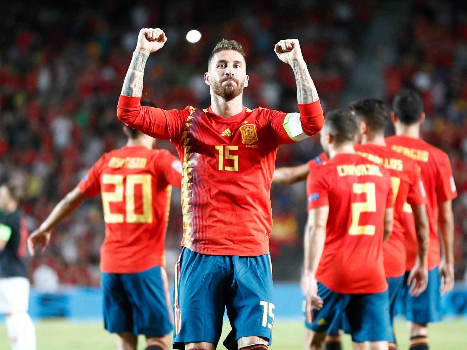 Tay Ban Nha dai thang Croatia 6-0: HLV Enrique va cuong phong do hinh anh