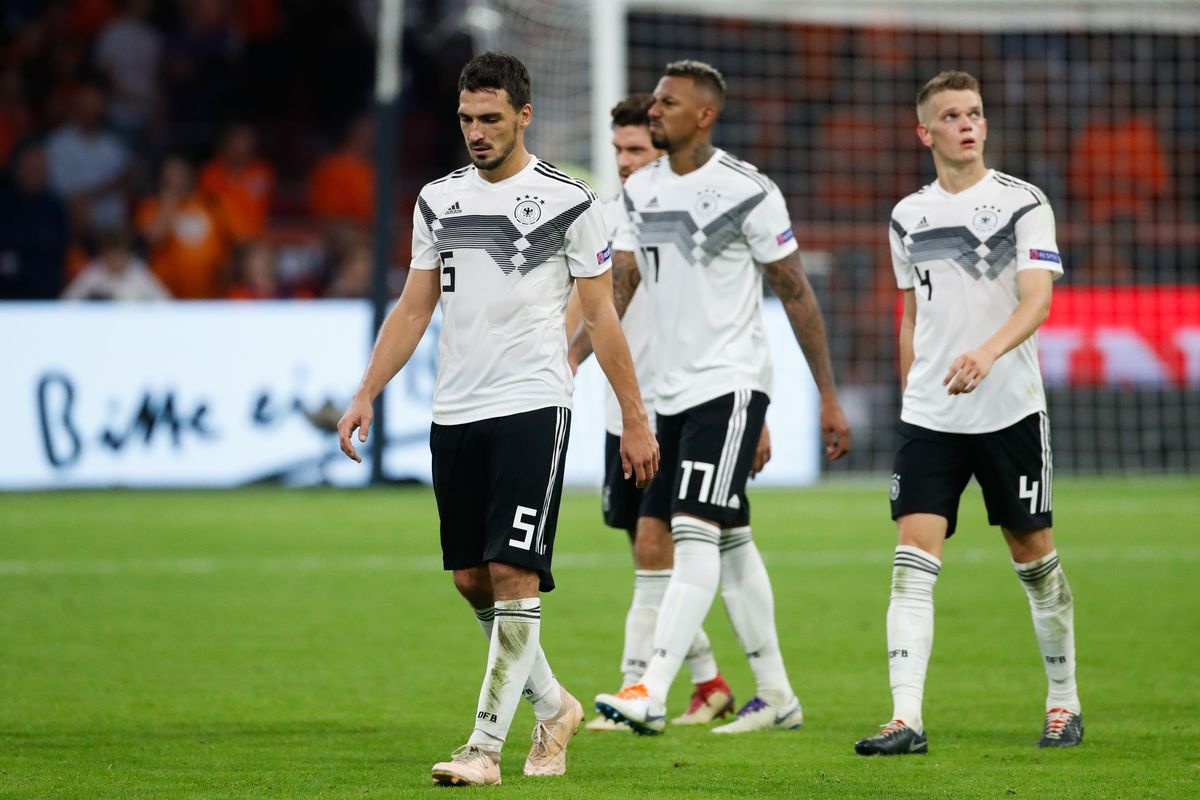 DT Duc thua Ha Lan 0-3: HLV Loew kho bao chua sau that bai hinh anh