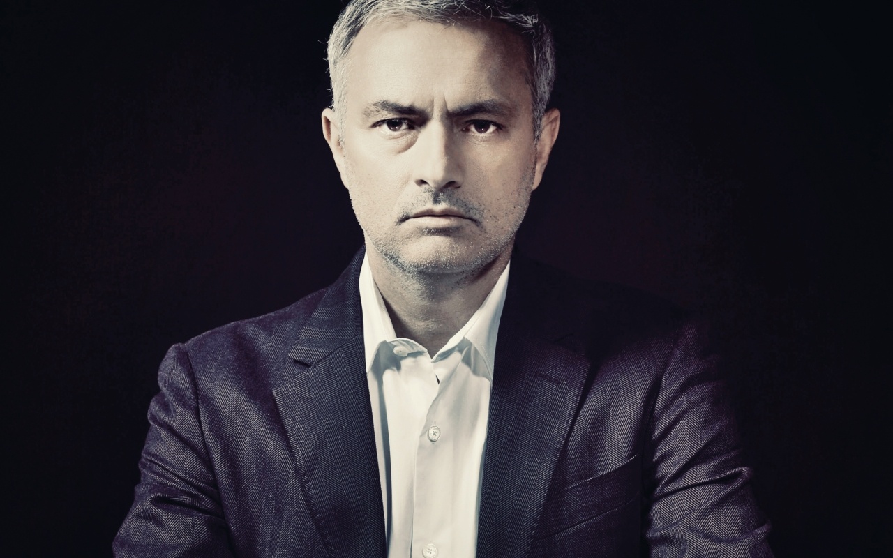 Jose Mourinho: Con ac mong voi nhung nha cam quan Italy hinh anh