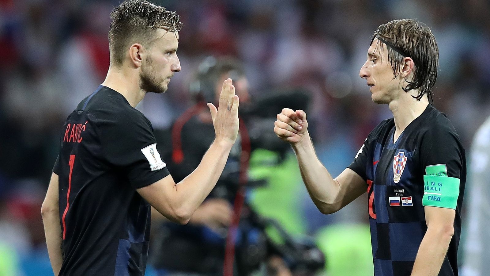 Modric vs Rakitic: ‘Trai tim Croatia’ quyet dinh tran El Clasico hinh anh