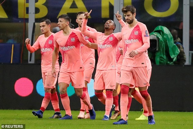 Hoa Inter 1-1, Barca cam chac ve vao vong knock-out Champions League hinh anh
