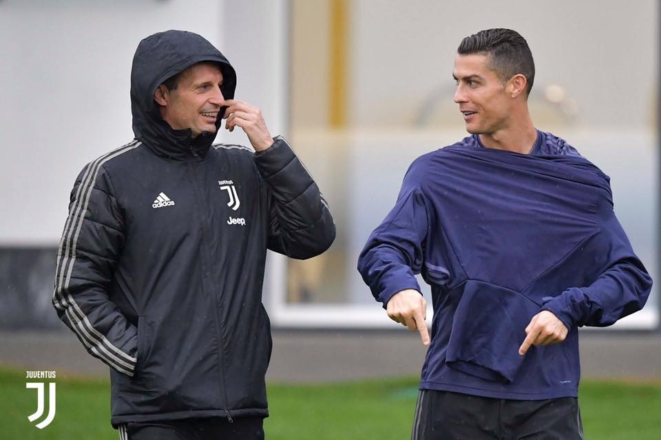 Juventus vs MU,  Ronaldo anh 3