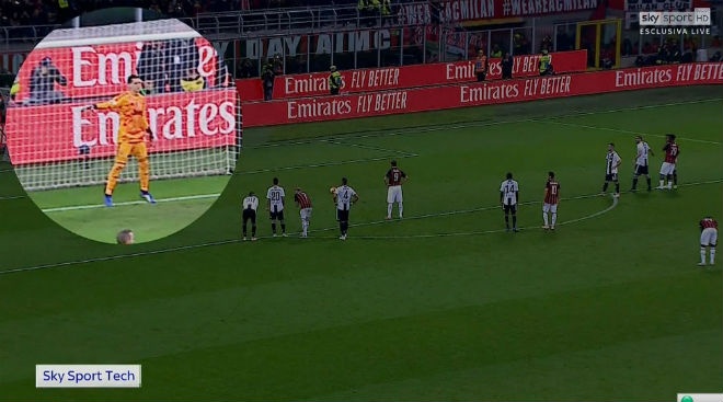 Ronaldo 'mách nước' Szczesny ảnh 2 Ronaldo 'mach nuoc' Szczesny anh 2