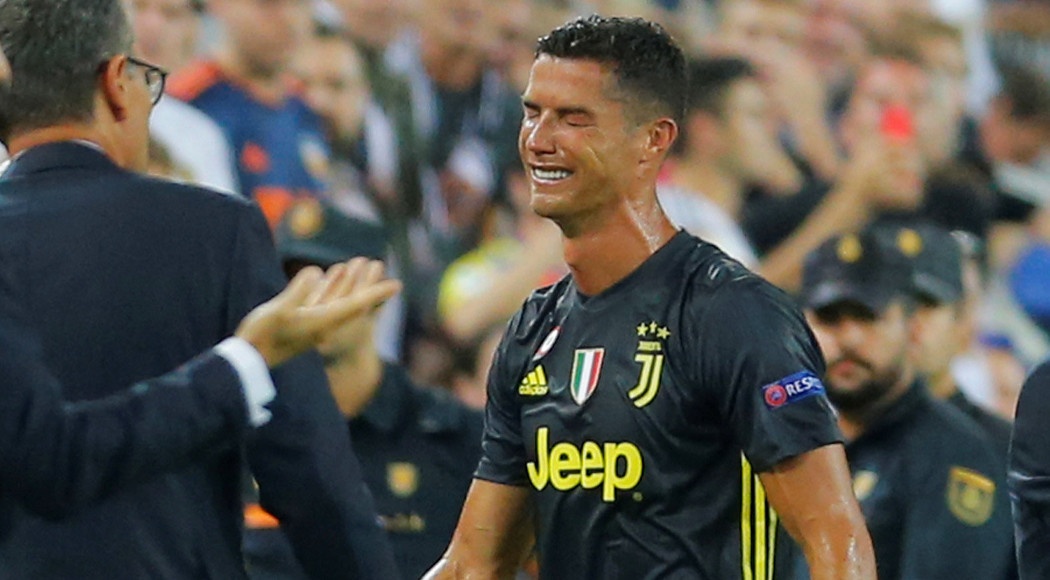 Juventus vs Valencia,  Ronaldo anh 1