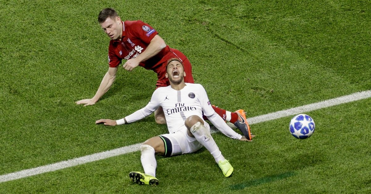 Neymar ăn vạ ảnh 1 Neymar an va anh 1