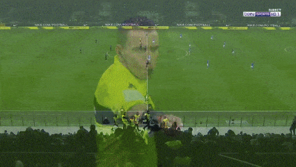 Mauro Icardi sut doi xa ngay sau khi giao bong giua san hinh anh