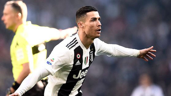 Juventus thang Sampdoria 2-1: Ronaldo va dang cap sieu sao hinh anh