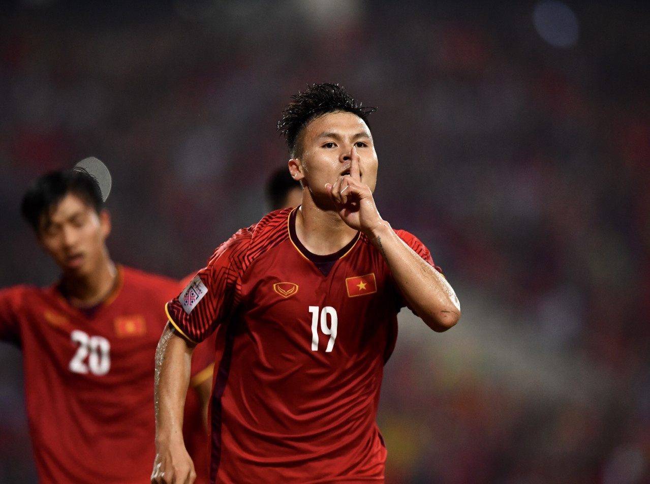 BTC Asian Cup xep nham Quang Hai da trung ve truoc Iraq hinh anh