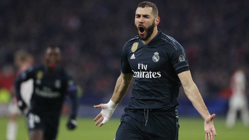 Real Madrid thang Ajax 2-1: Ban linh nha vo dich hinh anh