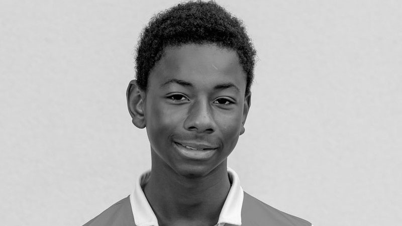 Sao tre Phap dot ngot qua doi ngay khi dang choi bong hinh anh