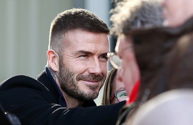 David Beckham lan dau xuat hien o CLB moi gay chu y hinh anh