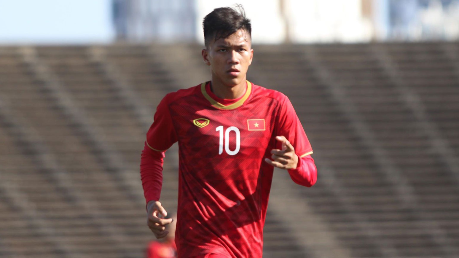 U22 Viet Nam loi nguoc dong thang U22 Philippines trong 4 phut hinh anh