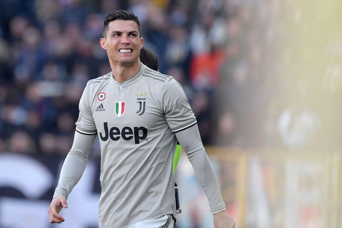 Ronaldo mo nhat, Juventus gianh chien thang toi thieu hinh anh