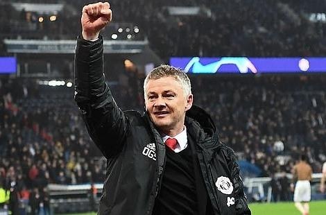 Vua nguoc dong MU tai sinh cung 'nguoi viet co tich' Solskjaer hinh anh