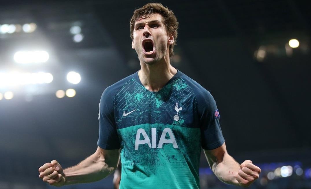 Con ai noi VAR giet chet cam xuc cua bong da? hinh anh