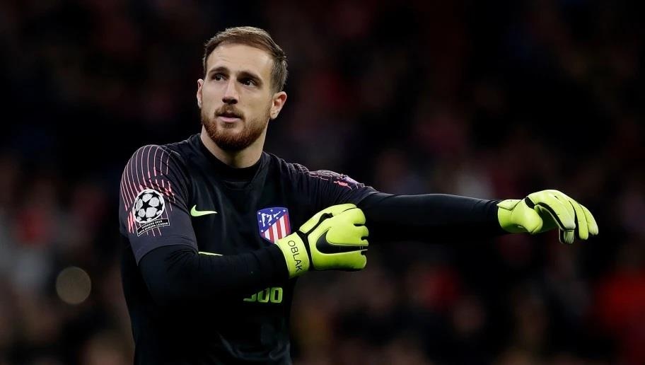 He lo muc tieu so mot cua MU de thay the David De Gea hinh anh