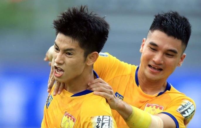 Nguyen Trong Hung - tan binh ‘ly lom’ cua U23 Viet Nam hinh anh