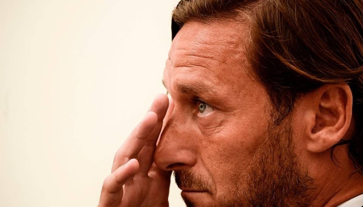 Totti chia tay Roma anh 3