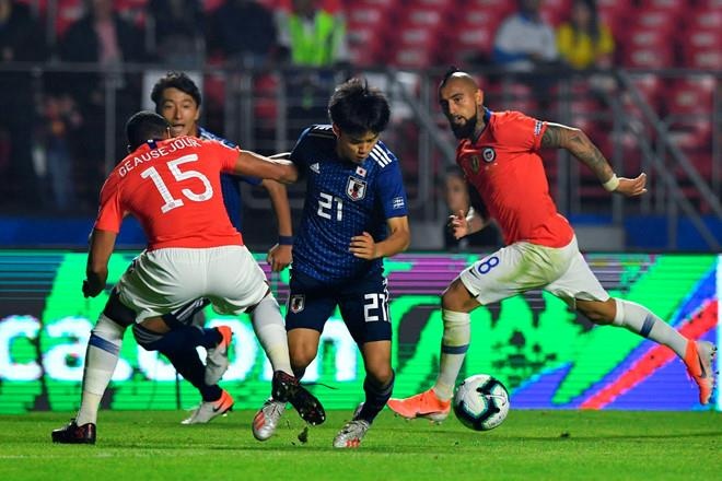 Nhat Ban vs Chile,  Copa America anh 1