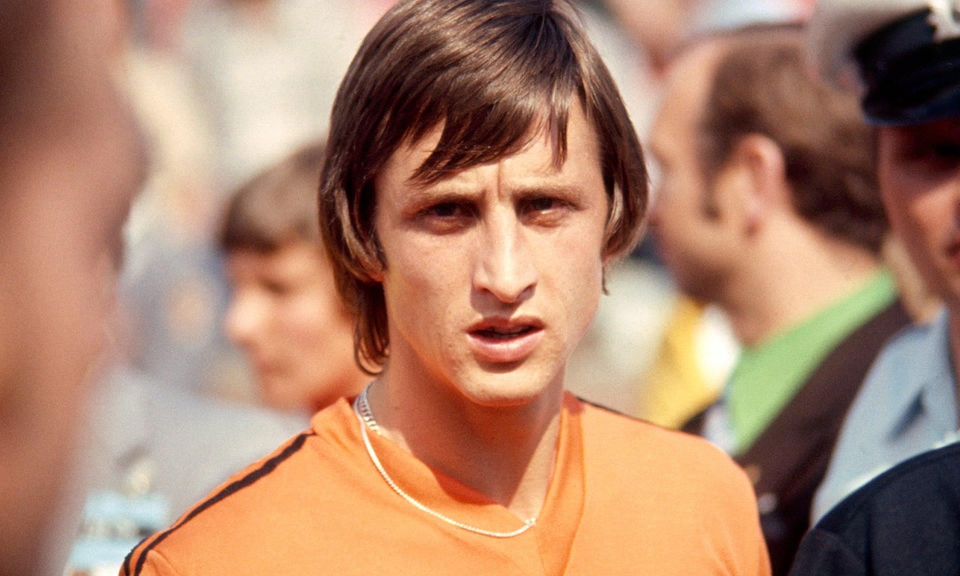 Johan Cruyff va cu ngoat bong thay doi the gioi hinh anh