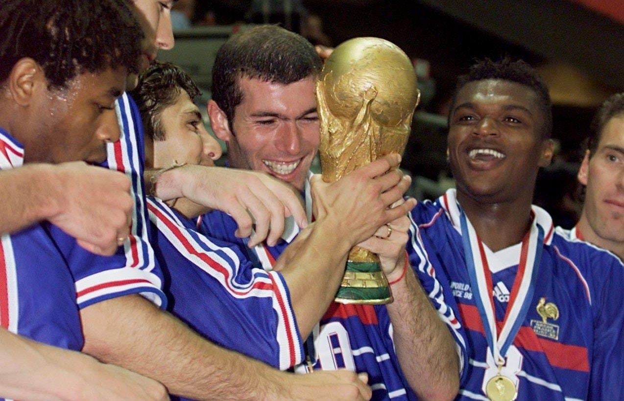 Ronaldo dong kinh anh 10