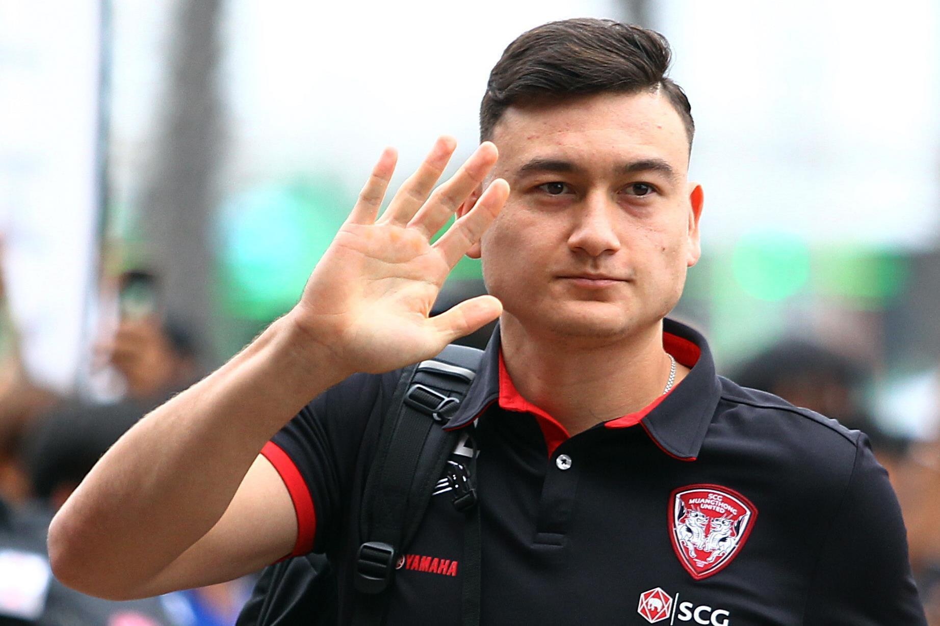 Dang Van Lam duoc Muangthong United tri an hinh anh