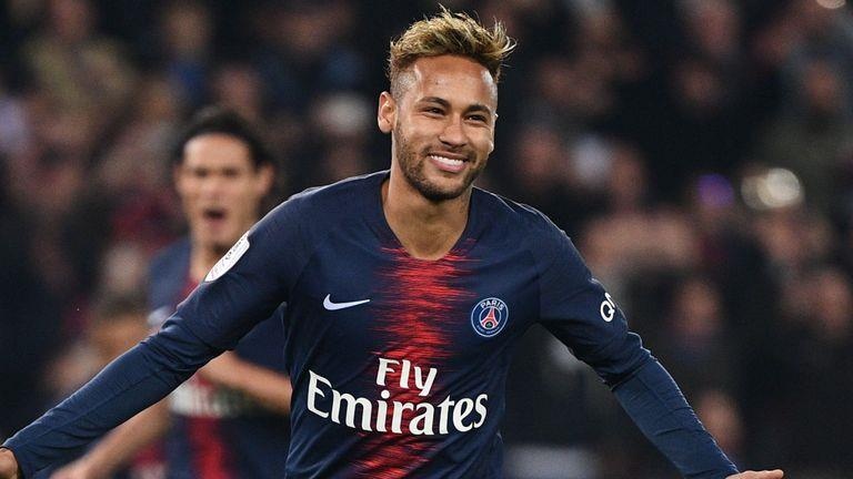 Marcelo gay soc khi danh gia thap Hazard so voi Neymar hinh anh