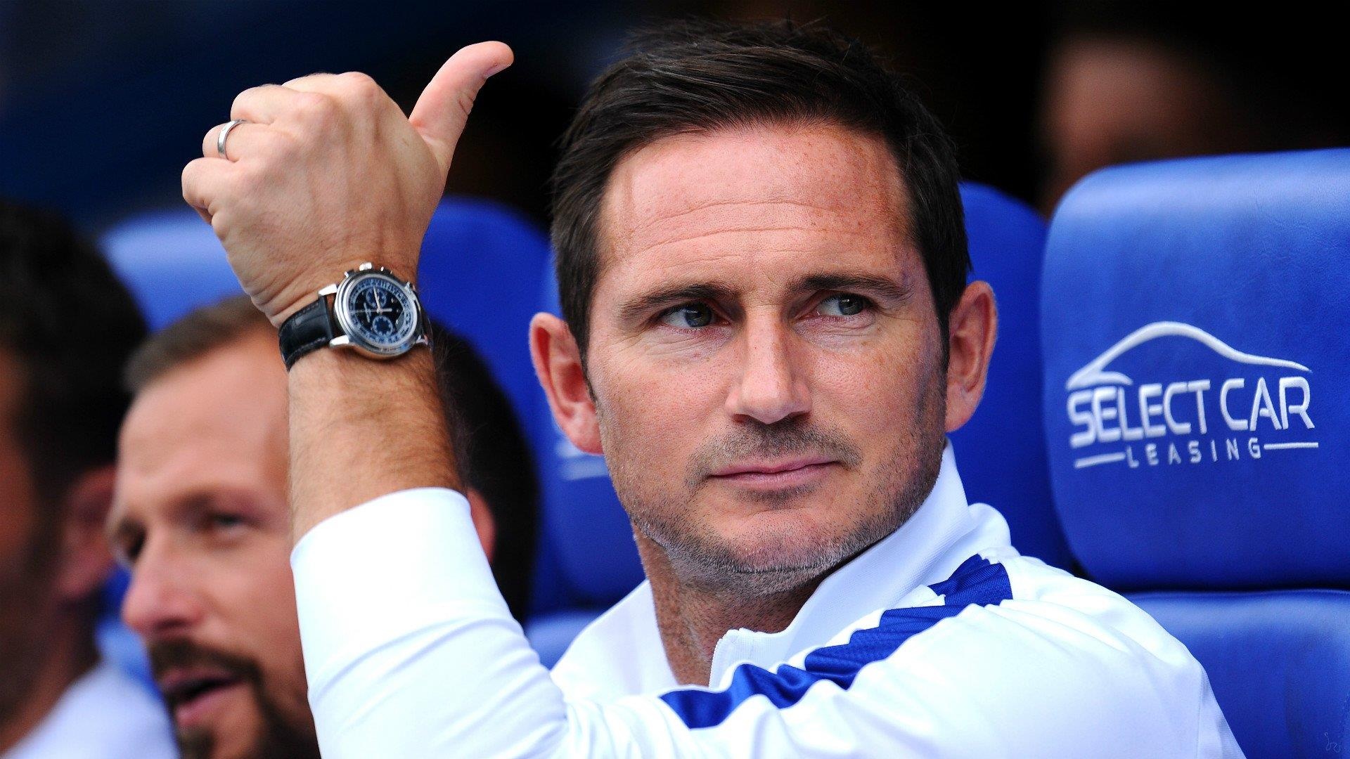 Lampard: 'Toi muon ha Liverpool va gianh Sieu cup chau Au' hinh anh