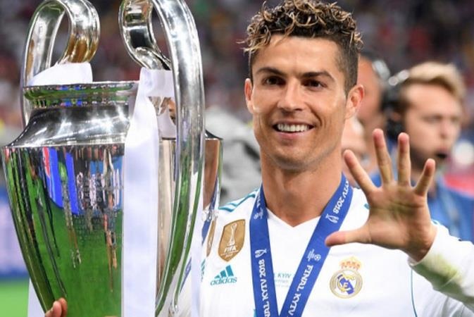 Ronaldo: 'Khac biet giua toi va Messi la Champions League' hinh anh