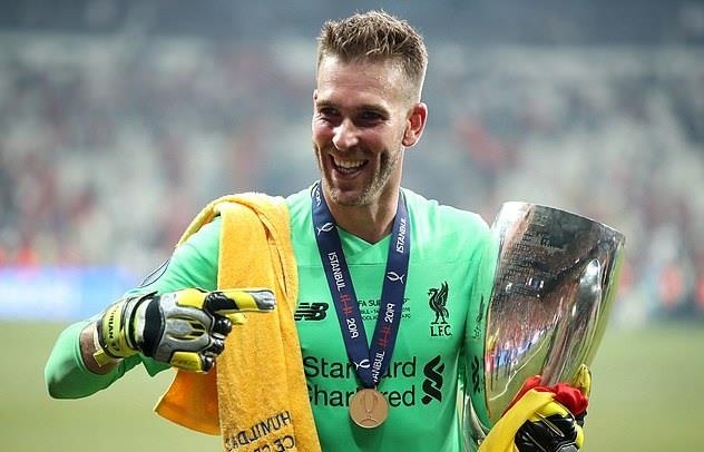 'Adrian la nguoi hung cua Liverpool' hinh anh