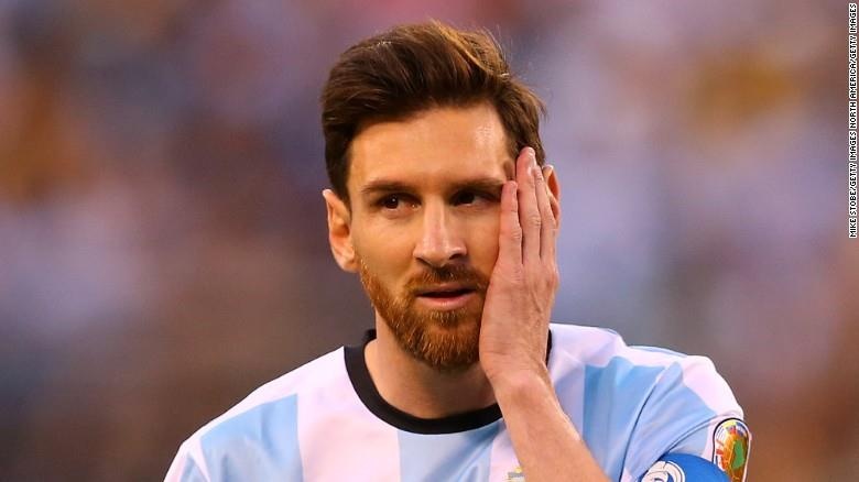 Messi bi ha thap vi chua vo dich World Cup hinh anh