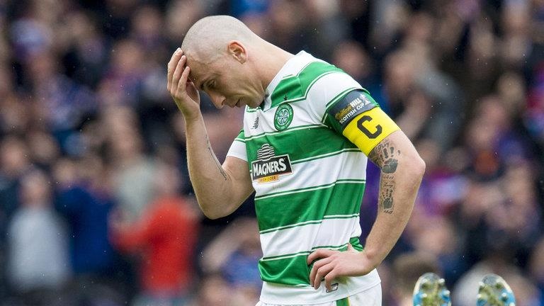 CDV bi cam den san ca doi vi xuc pham nguoi than cau thu hinh anh