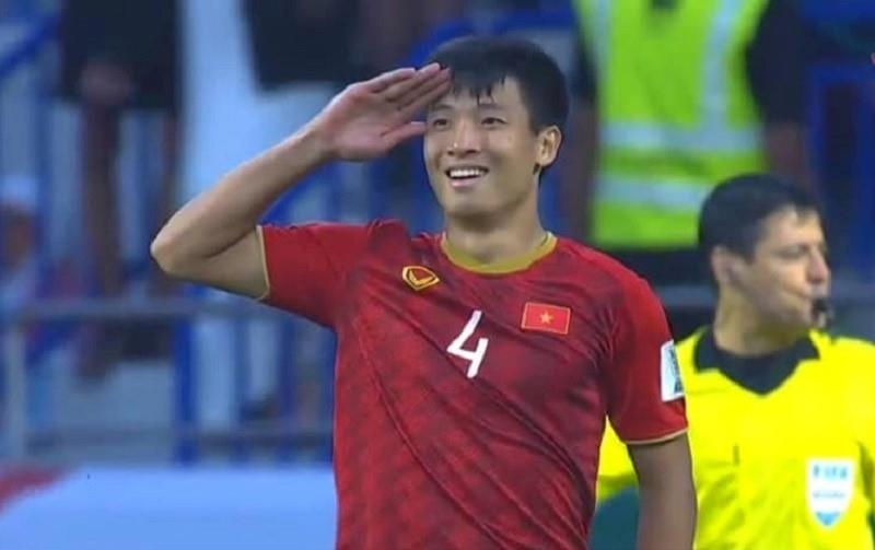 Van Lam hay Tien Dung moi la nguoi hung cua tuyen Viet Nam? hinh anh