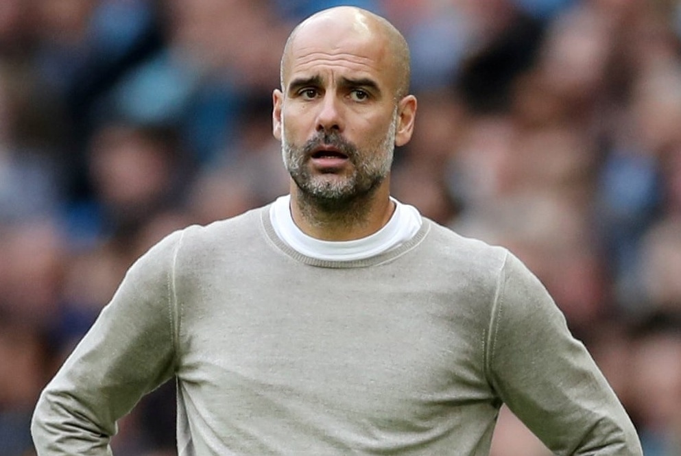 Sai lam cua Pep khien Man City kem Liverpool 8 diem hinh anh