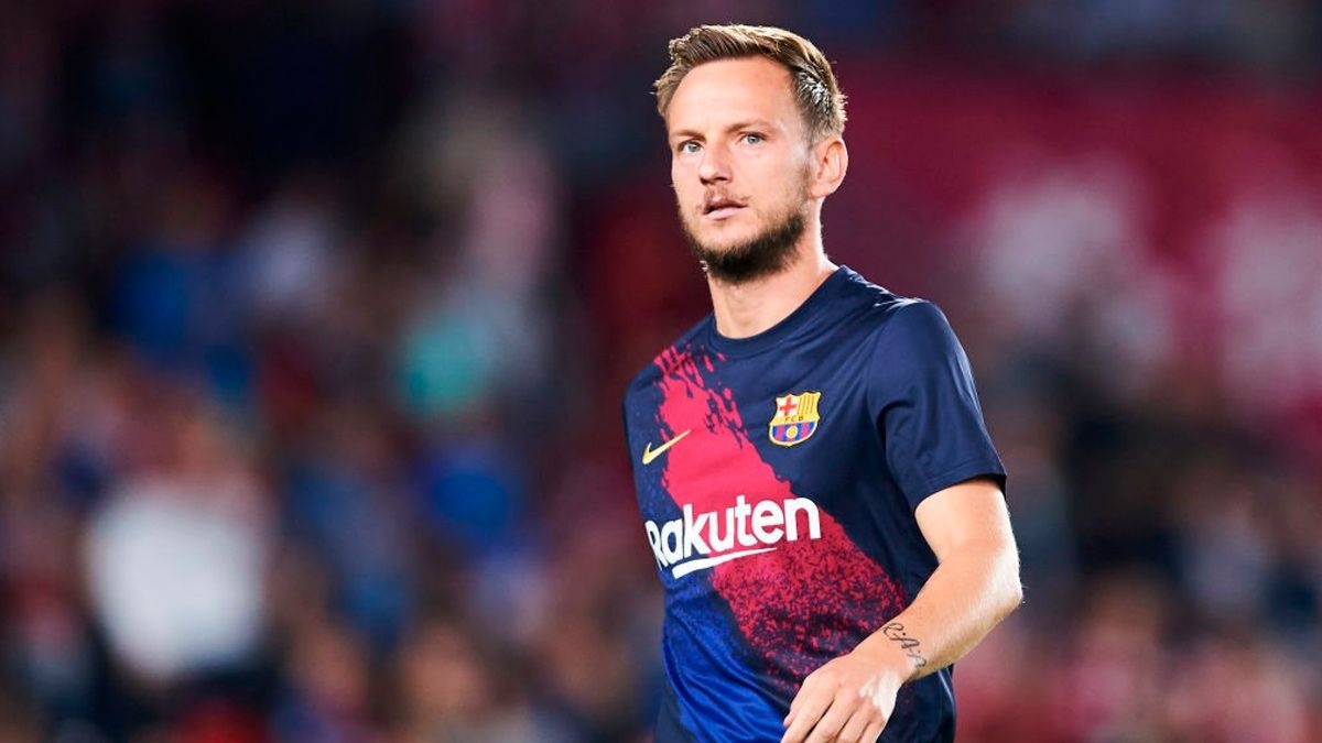 Ronaldo lôi kéo Rakitic đến Juve ảnh 1 Ronaldo loi keo Rakitic den Juve anh 1