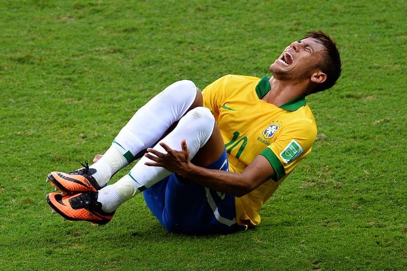 Neymar: 'Toi an va de bao ve chinh minh' hinh anh