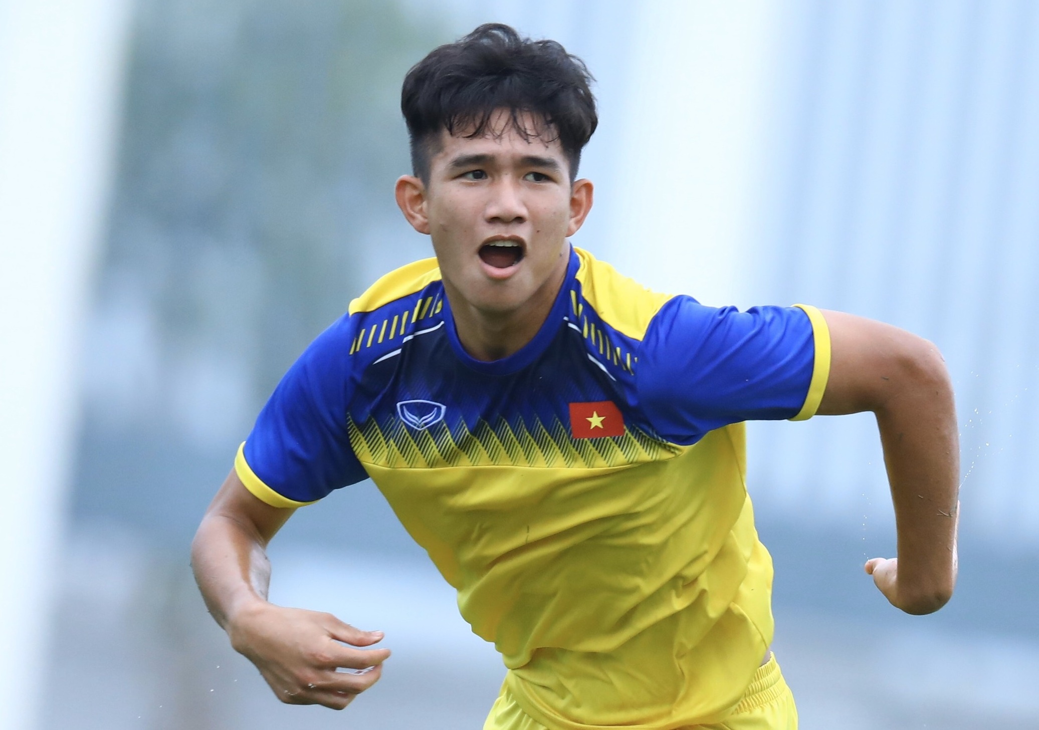 U19 Viet Nam thang doi thu chau Au voi ty so 2-1 hinh anh